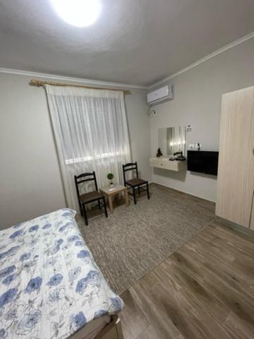 New Bazaar Rooms Tirana Bagian luar foto